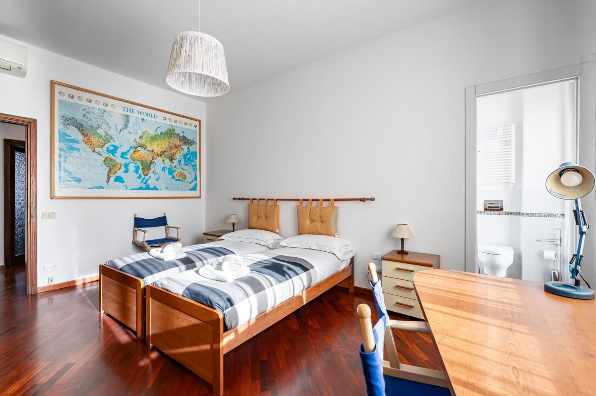 Visarno & University Roomy Flat X6 With Parking 佛罗伦萨 外观 照片