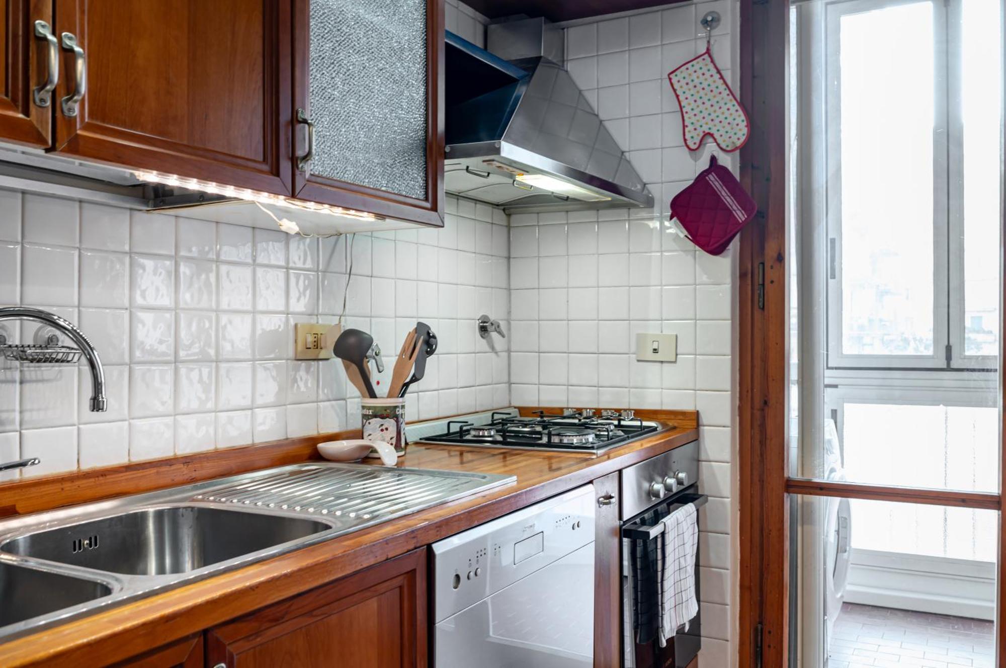 Visarno & University Roomy Flat X6 With Parking 佛罗伦萨 外观 照片